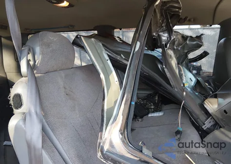 2002 Chevrolet Astro Ls z USA, uszkodzony, nr VIN 1GNEL19X72B145442